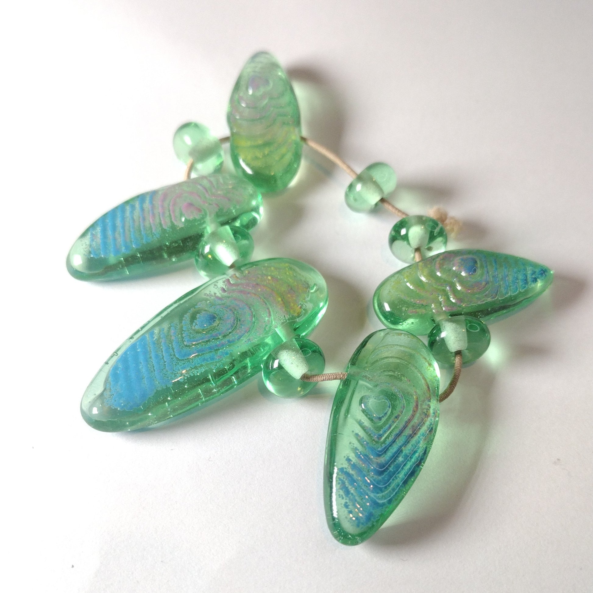 Green dagger graduated art glass bead set Jolene Beads