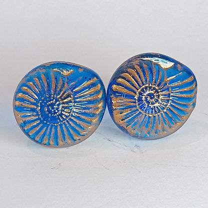 Beach themed aqua blue glass cabinet knobs. Handmade lampwork shell handles with gold deatil