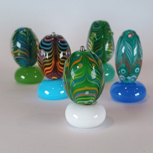 White glass bead stand - Jolene Beads - lampwork beads & jewellery
